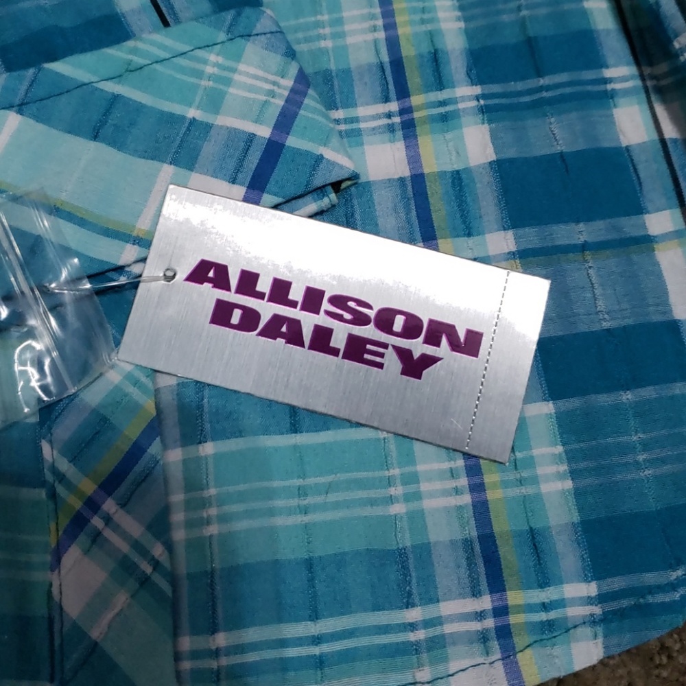 Plaid button down - Picture 2 of 2